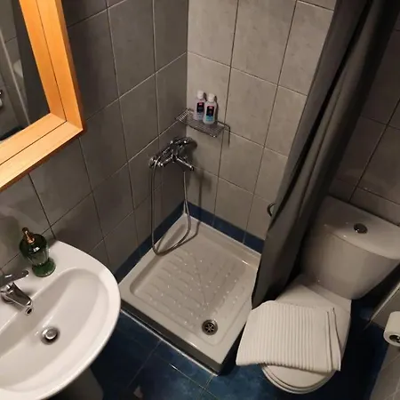 Elegant With Balcony & Wifi Fiber アパート *