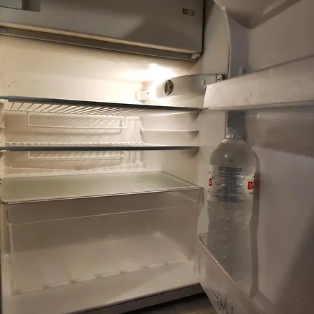 アパート Elegant With Balcony & Wifi Fiber *