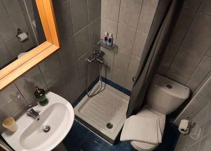Elegant With Balcony & Wifi Fiber 公寓 *