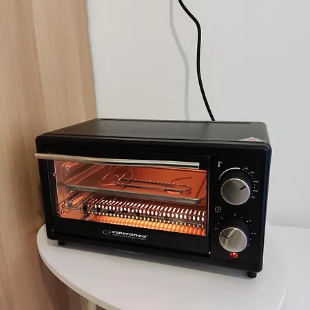 Elegant With Balcony & Wifi Fiber * סלוניקי